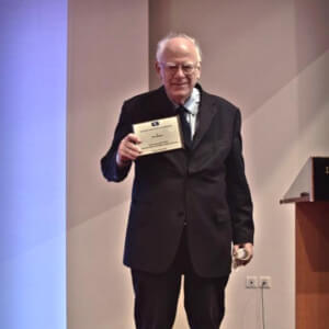 ΕΙΣ ΜΝΗΜΗΝ – JENS BLAUERT